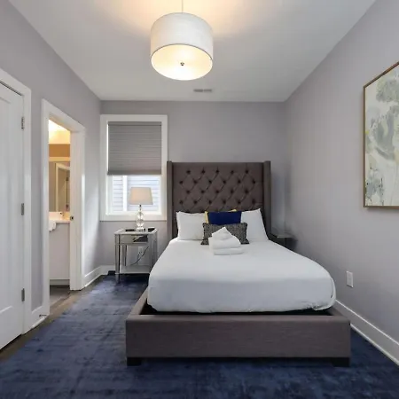 Southside Extraordinaire Walk To Gulch Lux Four Bedroom * Nashville