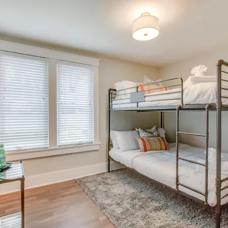 The Pink Door Beauty Stunning And Fresh Holiday home