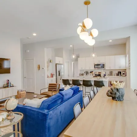Holiday home Supreme Luxury Minutes To Downtown Five Full Baths Nashville