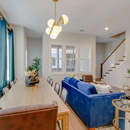 Supreme Luxury Minutes To Downtown Five Full Baths * Nashville