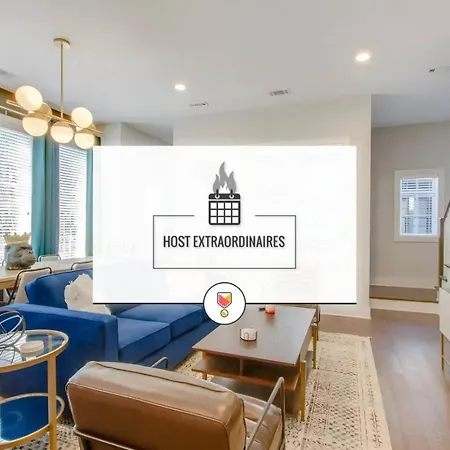 Holiday home Supreme Luxury Minutes To Downtown Five Full Baths *