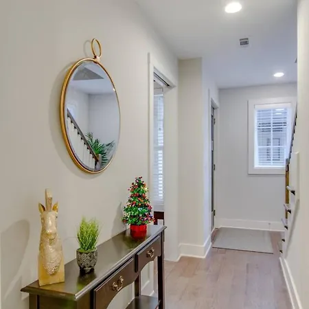 Supreme Luxury Minutes To Downtown Five Full Baths Nashville