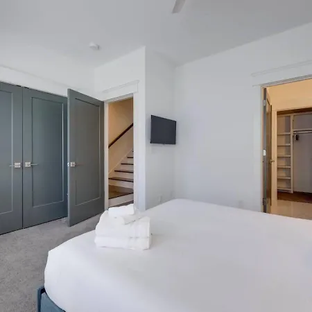 Music Townhome Great For Groups Holiday home *