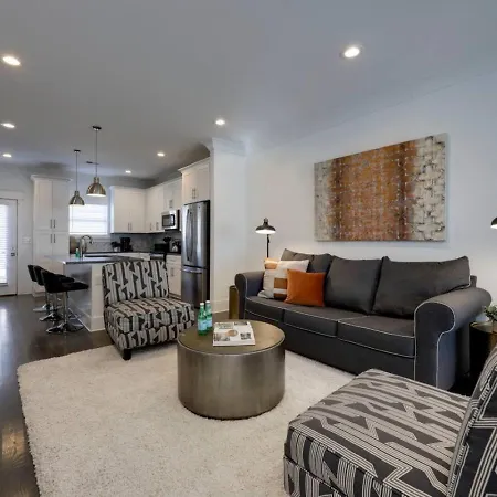 Music Townhome Great For Groups Holiday home *