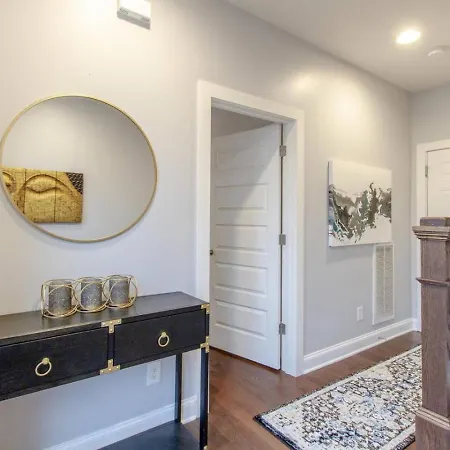 Modern Eastside Escape Holiday home Nashville