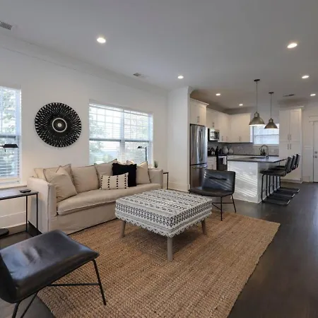 Luxurious Townhome Music Group Retreat Nashville