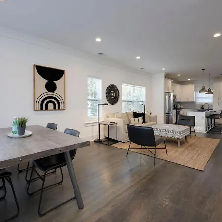 Luxurious Townhome Music Group Retreat Nashville