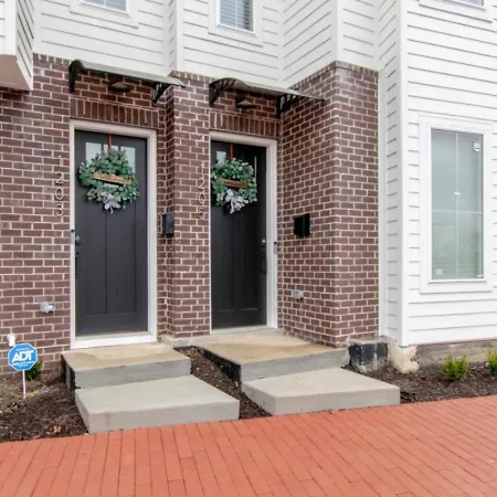 Jazz Junction 2 Bedrooms 5 Beds 7 Mins To Broadway Nashville