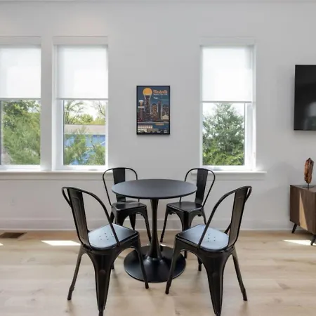The Ryman 4 Bedroom Haven With Scenic Rooftop *