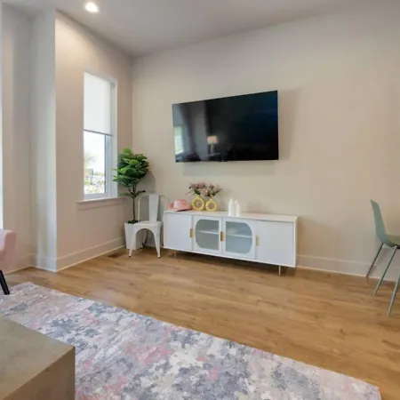 Cowgirl Up 4bd 4.5bth Rooftop Views Nashville