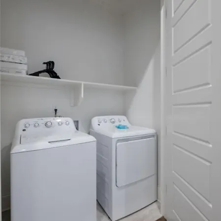 Weho Indie 3 Bedroom 3 Bath Just 1.3 Miles To Geodis Nashville