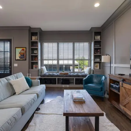 Weho Indie 3 Bedroom 3 Bath Just 1.3 Miles To Geodis Nashville