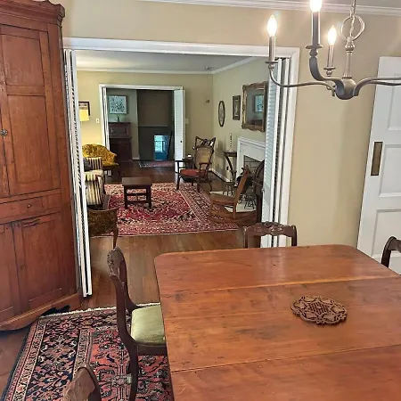 Elegance Enjoy Southern Comfort In Style Nashville