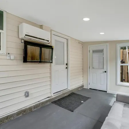 Adorable, Cozy, Private 1bed1bath, Fenced Yard, Sunroom, Deck Holiday home
