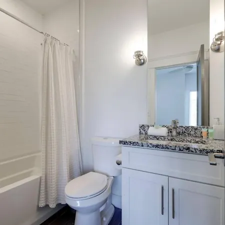 Double Townhomes Elegant Design Big Groups