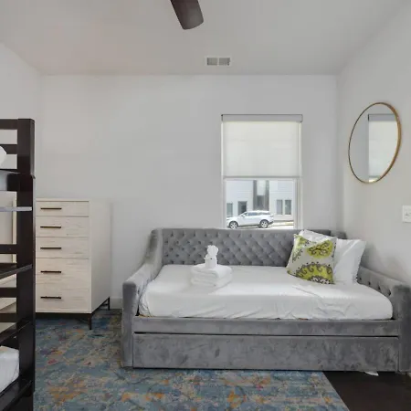 Nashvista Townhome Downtown Views 10 Comfy Beds Nashville