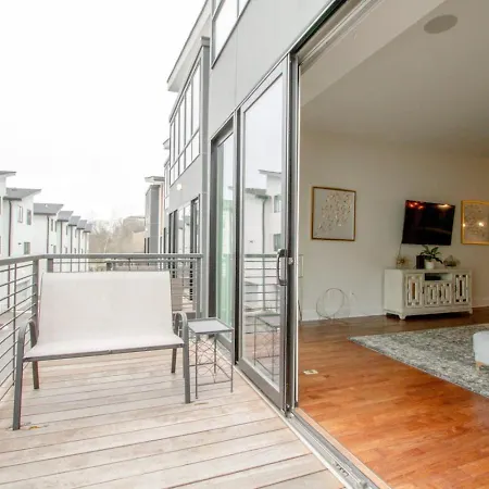Holiday home Ultra Luxury Minutes To Broadway Comfy Beds *