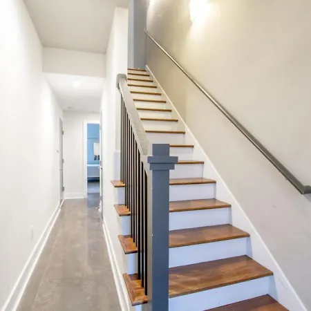 Ultra Luxury Minutes To Broadway Comfy Beds Holiday home Nashville