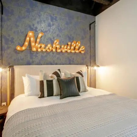 Stylish Haven In South Apartment Nashville