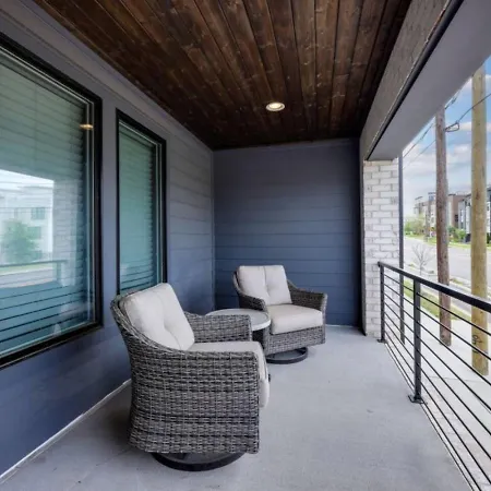 Urban Elegance Rooftop Lounge With Hot Tub