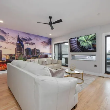 Holiday home Metro Charm - Rooftop Lounge - Hot Tub Nashville