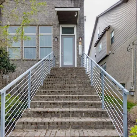 Holiday home The Ivy 3 Bedroom 2.5 Bath In West End Nashville