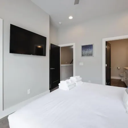 Holiday home Rhythmic Retreat Rooftop Lounge 4 Bedroom 4.5 Bath Nashville