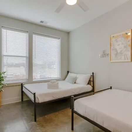 Harmony Of Dual Townhomes With 14 Beds Nashville
