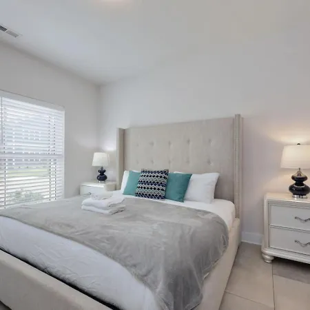 Two Townhomes - Hot Tubs And Rooftop Balconies *