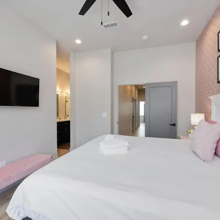 Hey Dolly Denim Dual Townhomes Nashville