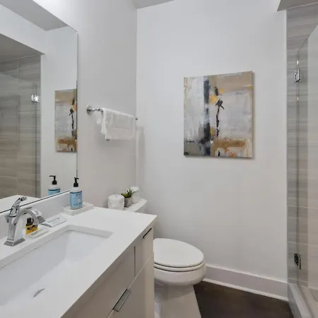 Luxury Double Townhomes With Two Huge Sky Rooftops *