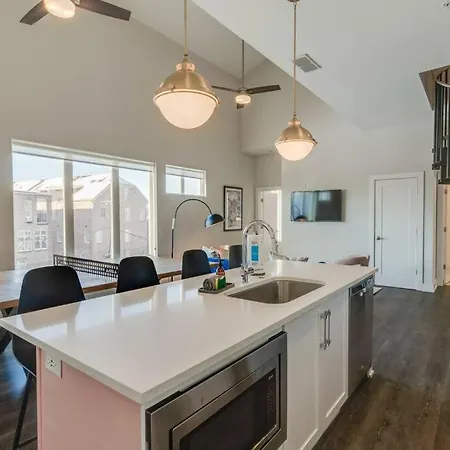 West End 4 Bd,4bath Walk To Bars-close To Broadway Apartment Nashville