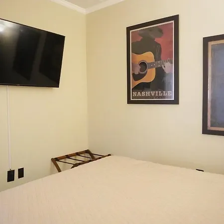 Nashville's Music Row Wants To You! *
