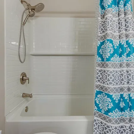 Midtown, Centennial, Vanderbilt Cozy, Cute, Private, And Very Convenient - 607 28th Ave. Unit A Holiday home