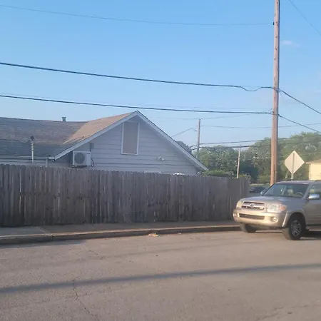Midtown, Centennial, Vanderbilt Cozy, Cute, Private, And Very Convenient - 607 28th Ave. Unit A * Nashville
