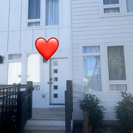 Luxe Retreat! 7mins Near Downtown Nashvegas!