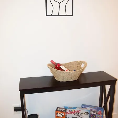 Luxe Retreat! 7mins Near Downtown Nashvegas! Holiday home *