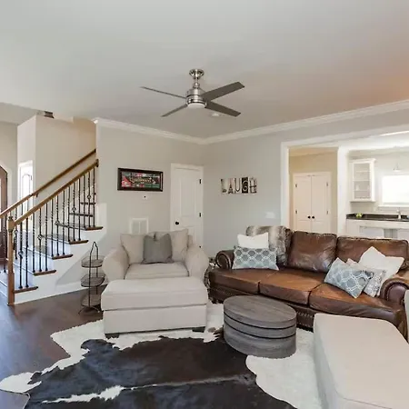 Spacious Sleep12 Holiday home Nashville