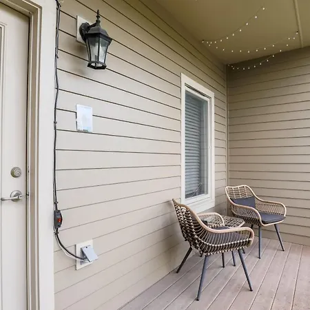 Holiday home Cashville Near Music Row Private Balcony *
