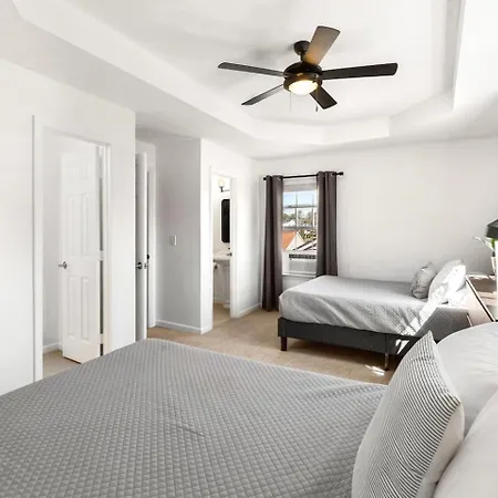 Perfect Sleep 20 Downtown 10 Queen Beds Nashville