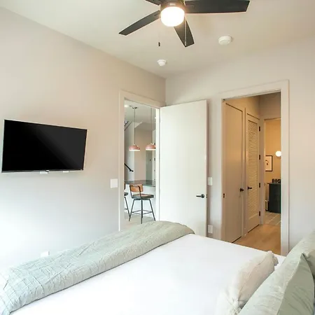 Chic 2br With Loft In East Nash Sleeps 6 * Nashville