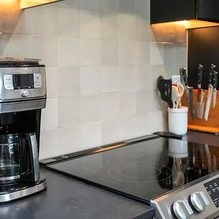 Apartment Chic 2br With Loft In East Nash Sleeps 6 Nashville