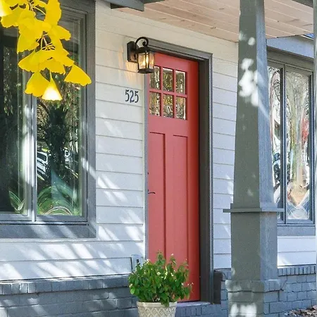 Air Beth And Bob - Adorable Tiny Holiday home Nashville