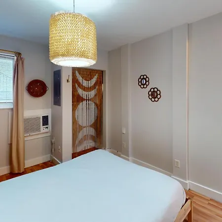 Apartment Humphreys St *
