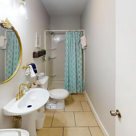 Apartment Humphreys St Nashville