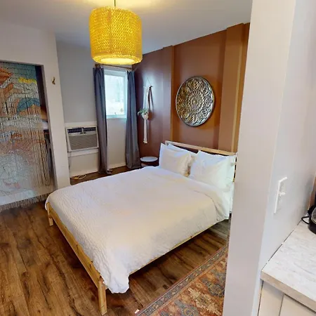 Apartment Humphreys St Nashville
