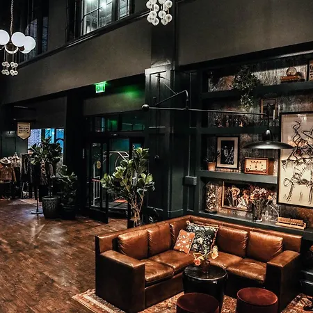 The Countrypolitan - Indigo Hotel 3*