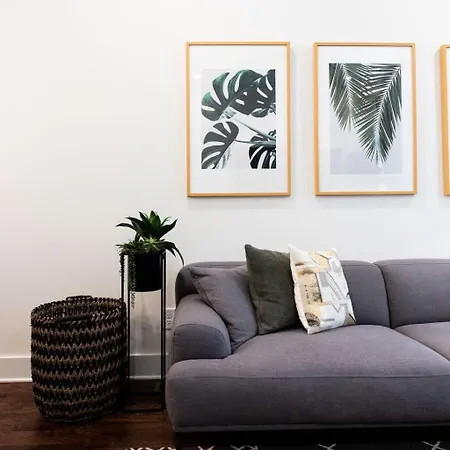 Hillsboro Village Retreat Garage Rooftop Deck Sleeps 12 Sophisticated Open Living & Gourmet Kitchen Smart Tvs Pet-friendly W Private Garage Walk To Vanderbilt Minutes To 12 South & Broadway 24 7 Hospitality Holiday home