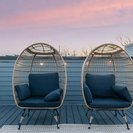 The Aster - Rooftop Patio 2 Miles To Broadway