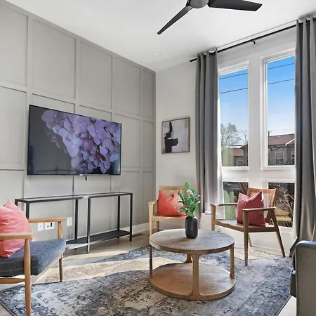 The Camellia - Rooftop Patio & Dog Friendly! * Nashville